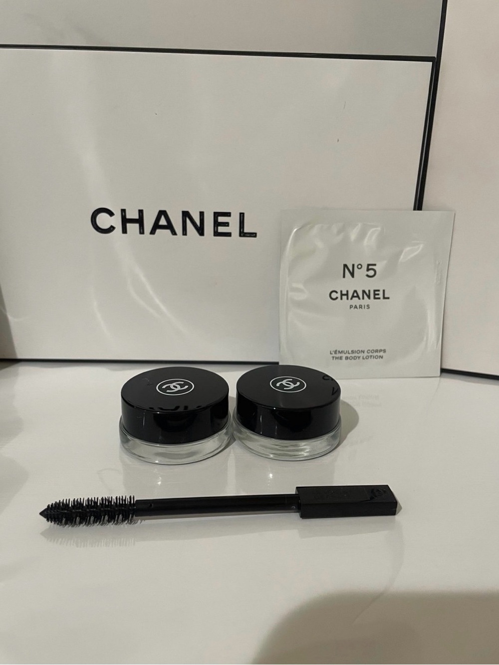 New CHANEL Bundle of 4 pieces